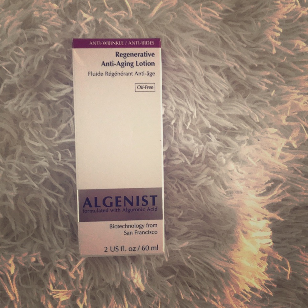 SKINCARE ALGENIST Formulated with Alguronic